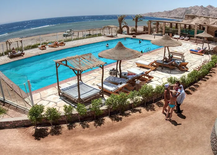 Canyon Estate Kite & Dive